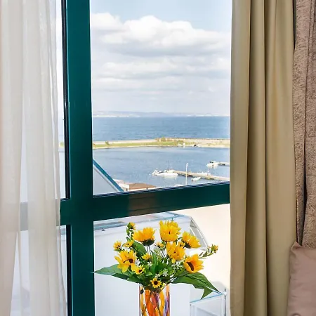 Sunny In Berlin, Steps From The Beach! By Flat Mаnager